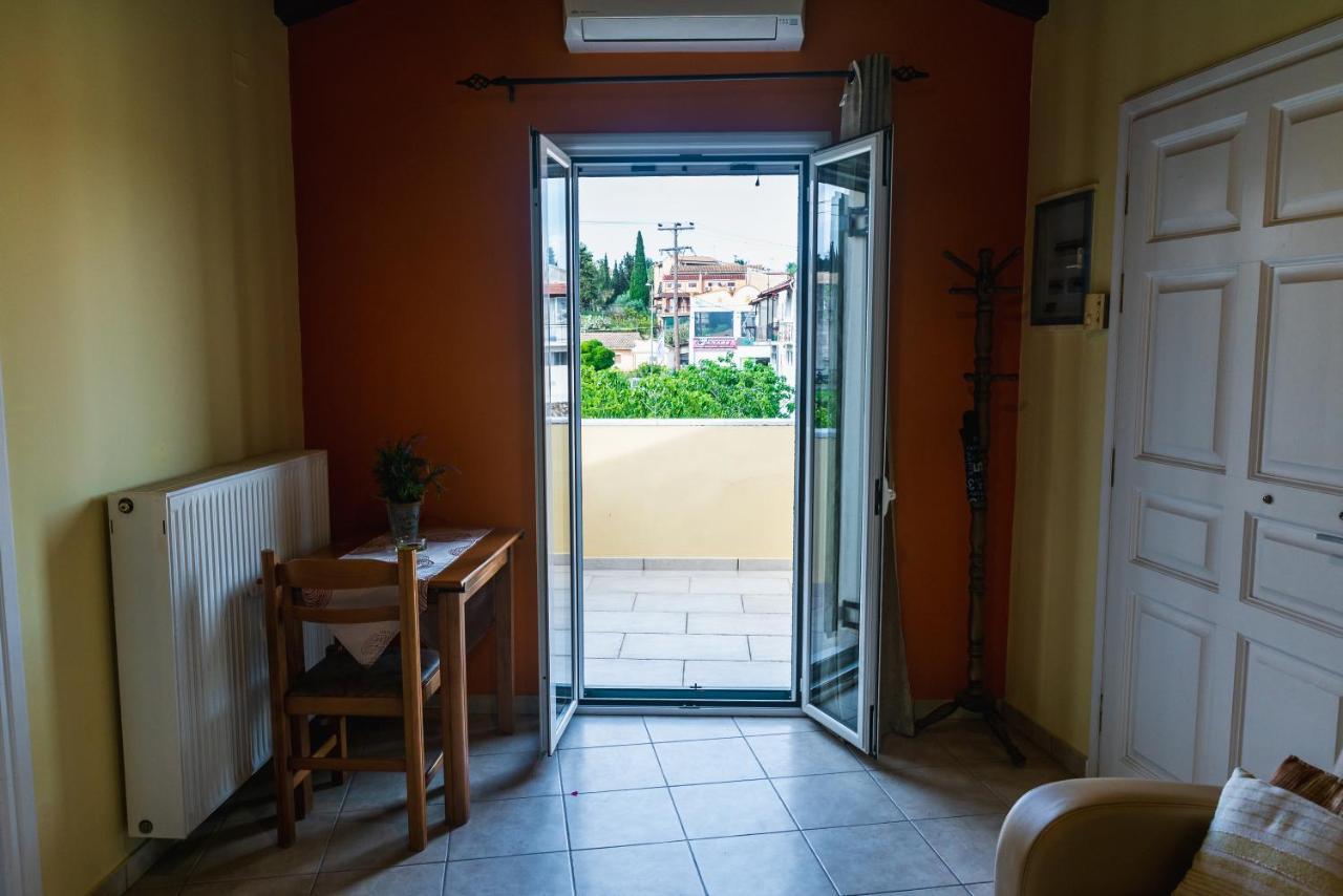 Julia΄S Apartment Alepou Luaran gambar