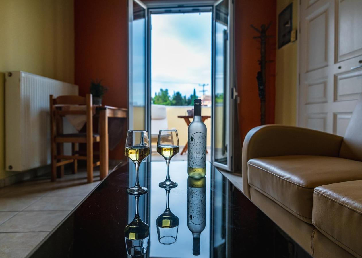 Julia΄S Apartment Alepou Luaran gambar