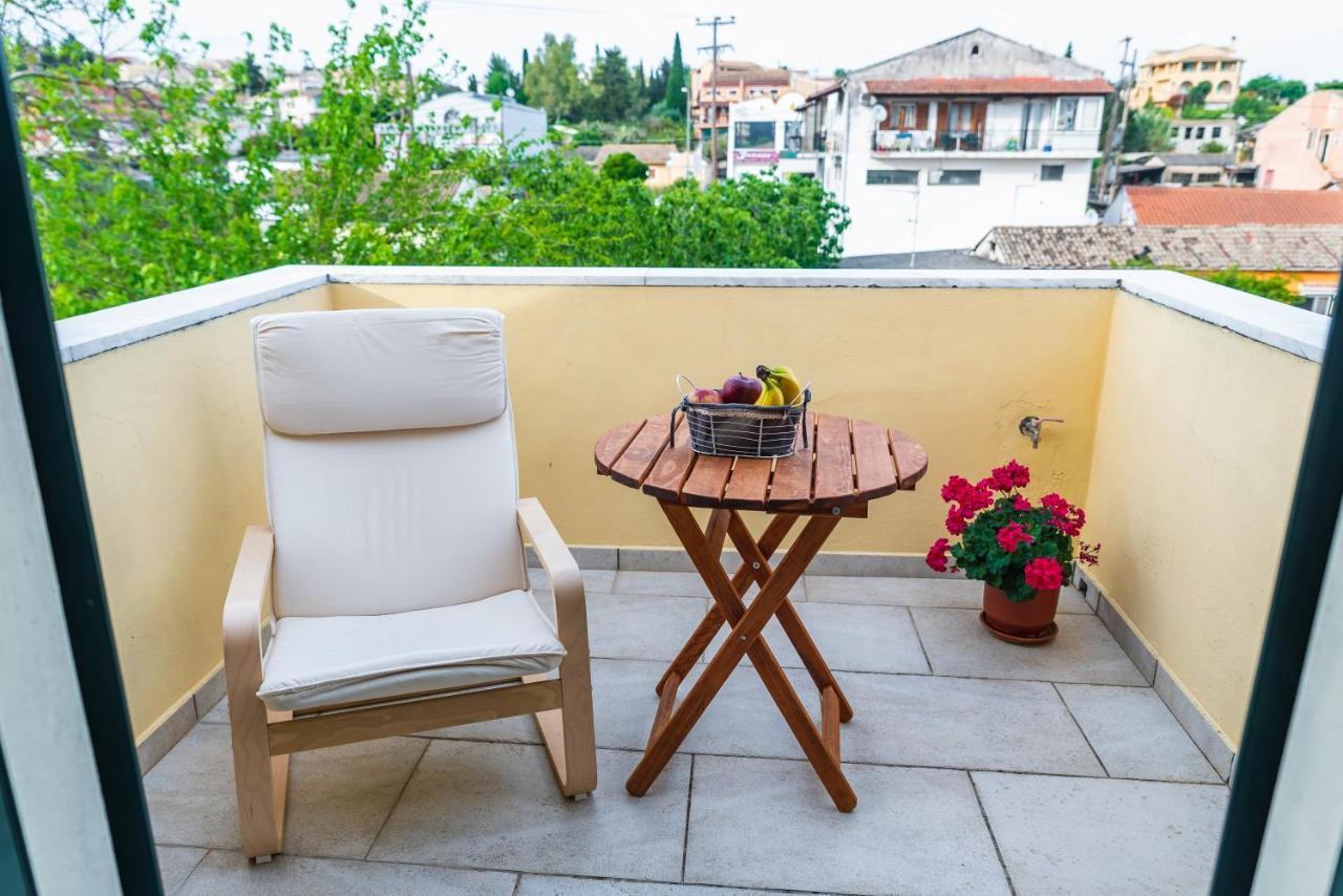 Julia΄S Apartment Alepou Luaran gambar